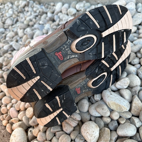 Cowgirl Boots - Picture 3 of 3